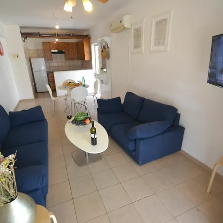 Apartamento Ozalos 6 *