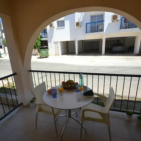 Ozalos 6 Apartamento Agia Napa
